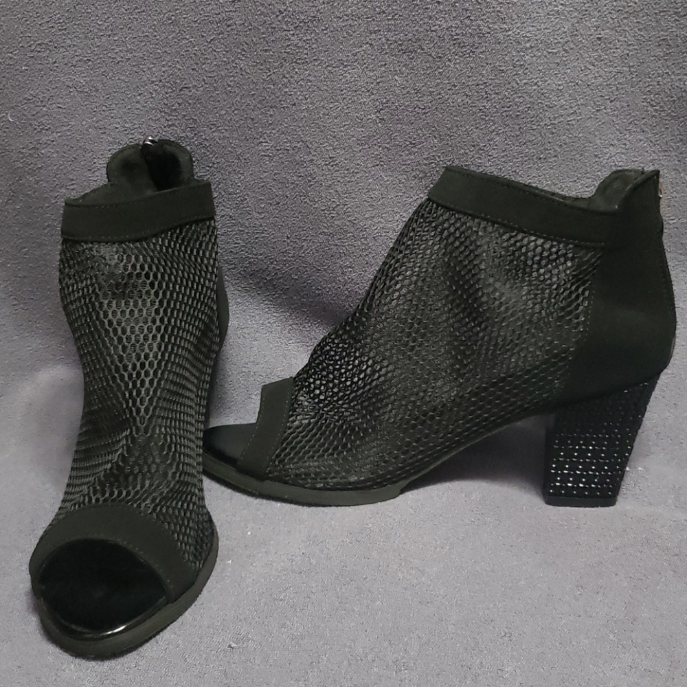 Black Mesh Peep Toe Sandals